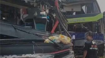 Bus Rombongan SMPN 1 Kepanjen Malang Terlibat Kecelakaan Beruntun di Karanganyar, Sejumlah Siswa Terluka