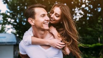 3 Kunci Kebahagiaan Menjalin Hubungan Asmara, Catat!