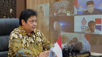 Saat Negara Lain Masih Kelimpungan, Indonesia Justru Alami Penurunan Jumlah Kasus Aktif Covid-19