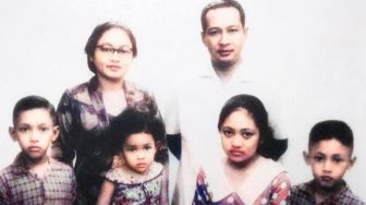 Foto Semasa Muda Presiden Soeharto dan Keluarga Curi Perhatian Netizen: Ganteng Ya?