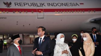Tiba Di Tanah Air, Jokowi Disambut Wapres Ma&#039;ruf Amin