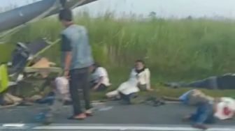 Beredar Video Kecelakaan Parah di KM 711 Tol Mojokerto, Korban Bergelimpangan