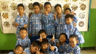 Satu Dekade Menjadi Guru Sekolah Dasar