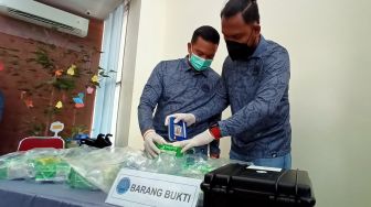 Dua Nelayan Karimun Jadi Kurir Narkoba Jaringan Internasional: Kiriman 10 Kg Sabu dari Malaysia Dimusnahkan