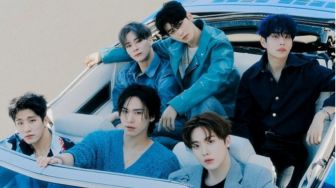 'Drive to the Starry Road' ASTRO Berhasil Puncaki Chart iTunes 'Top Albums'