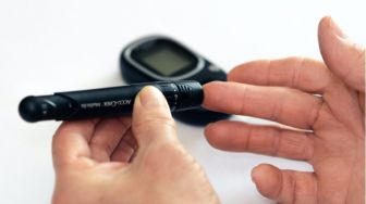Cara Mencegah dan Menunda Terjadinya Komplikasi Diabetes Menurut Dokter Penyakit Dalam