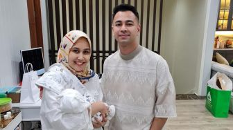 Raffi Ahmad Diduga Video Call Mimi Bayuh Saat Liburan Bareng Nagita Slavina, Publik Langsung Lapor ke Rieta Amilia