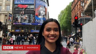 Desmonda Cathabel, Orang Indonesia Pertama di Teater Musikal West End