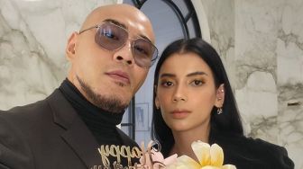 6 Potret Sabrina Chairunnisa dan Deddy Corbuzier Liburan di Amerika, Hadiri Acara Ulang Tahun Prabowo Subianto