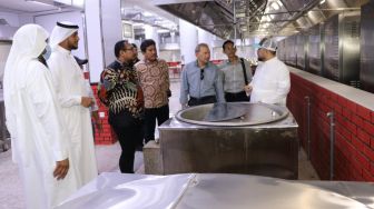Menteri Agama Periksa Kamar Mandi, Lift, AC, Bus, Hingga Dapur untuk Pelayanan Jemaah Haji di Kota Mekkah
