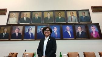 Profil Terbaru Ova Emilia, Rektor Baru UGM Periode 2022-2027