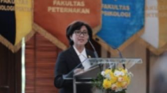 Profil Terbaru Ova Emilia, Rektor Baru UGM Periode 2022-2027