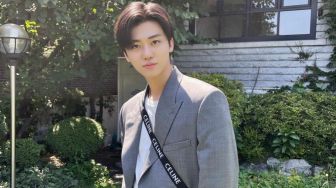 Harga Topinya Bikin Pusing, Airport Fashion Jaemin NCT Dream Curi Perhatian
