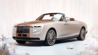 Rolls-Royce Boat Tail Inspirasi Kelopak Mawar dan Cangkang Mutiara Tampil di Concorso d'Eleganza Italia