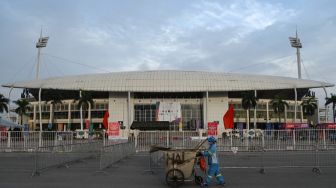 Kualitas Rumput Stadion My Dinh Buruk, Ini Perbandingan dengan Stadion GBK