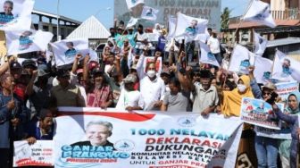 Komunitas Nelayan Pesisir Sulawesi Selatan Dukung Ganjar Pranowo Presiden 2024