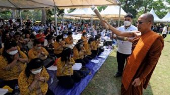 Umat Buddha Jambi Gelar Perayaan Waisak di KCBN Muaro Jambi