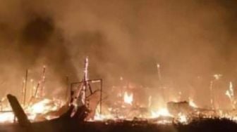 Rumah dan Kios Dibakar OTK, Ratusan Warga di Papua Mengungsi ke Pos Aparat