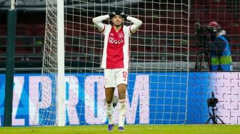 Tinggalkan Ajax, Noussair Mazraoui Resmi Berseragam Bayern Munich