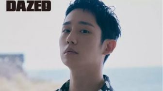 Dazed Korea Juni: Jung Hae In Ungkap Pemikiran Tulusnya Tentang Akting