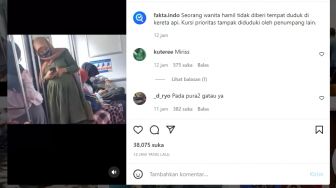 Berdiri Lemas Bersandar di Tiang, Ibu Hamil di Kereta Api Ini Tak Dikasih Tempat Duduk, Warganet Singgung Hati Nurani