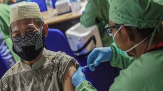 Kejar Capaian Dosis Dua dan Booster, Binda Riau Intensifkan Vaksinasi 9.000 Dosis Setiap Hari