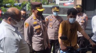 Polisi Serahkan Sepeda Motor Hasil Curian Kepada Pemiliknya di Garut