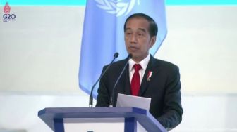 Jokowi Sebut Indonesia Berhasil Turunkan Kebakaran Hutan