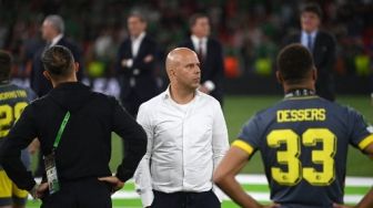 Dikalahkan AS Roma, Pelatih Feyenoord Akui Kurang Beruntung di Final UEFA Conference League