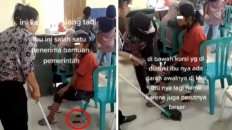 Wanita Bikin Panik Tiba-tiba Pendarahan Saat Antre Bantuan Pemerintah, Dikira Lagi Hamil Besar, Ternyata...