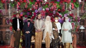 6 Fakta Pernikahan Ketua MK dan Idayati Adik Jokowi, Mas Kawin Sederhana Banget!