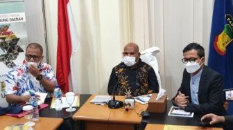 Sering Kritik Pemerintah Pusat, Gubernur Papua Lukas Enembe Akui Sering Diteror