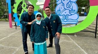 Publik Dibuat Sedih Berjamaah Lihat Video Kebersamaan Ridwan Kamil dan Putra Sulungnya