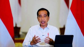 Jokowi Minta Pemda Tak Pakai SNI untuk Produk Lokal di e-Katalog