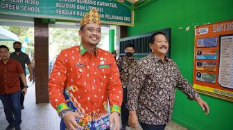 Kenang Masa Sekolah, Wali Kota Medan Bobby Nasution Kunjungi SMAN 9 Bandar Lampung