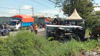 Grand Max Versus Traga di Paiton Probolinggo, Dua Korban Tewas