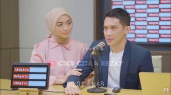 Ekspresinya Disorot, 7 Momen Citra Kirana Dampingi Rezky Aditya Klarifikasi soal Anak Wenny Ariani