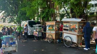 Mulai Hari Ini Pedagang Dilarang Berjualan Di Jalan Sudirman-Thamrin Saat CFD