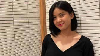Melati Sesilia eks JKT48 Kini Jualan Nasi Bakar, Omzet Ratusan Juta per Bulan