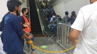 Ramai Penumpang KRL Ngeluh Lift Dan Eskalator Stasiun Macet, Kemenhub Janji Segera Perbaiki