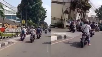 Diduga Dikejar Oleh Debt Collector, Pemotor Ini Masuk ke Polres Cimahi untuk Kabur