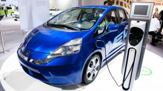 Mengenal Mobil Hybrid, Pengertian, Cara Kerja, dan Harganya Di Pasaran