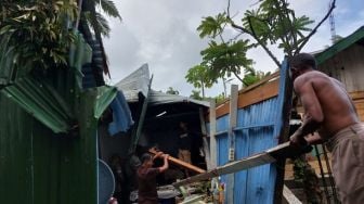 Kota Sabang Diterjang Angin Kencang, Puluhan Rumah Rusak Tertimpa Pohon