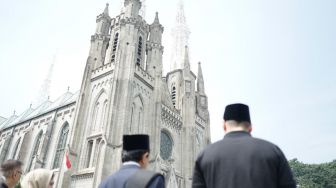 Mesut Ozil Jadi Pengunjung Pertama Terowongan Silaturahmi Masjid Istiqlal