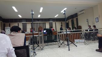 Sidang Kasus Korupsi, Bupati Nonaktif Banjarnegara Budhi Sarwono Sangkal Dakwaan JPU