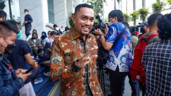 5 Fakta Ahmad Sahroni Borong Tiket Formula E, Pakai Uang Sendiri Habis Rp1,2 Miliar