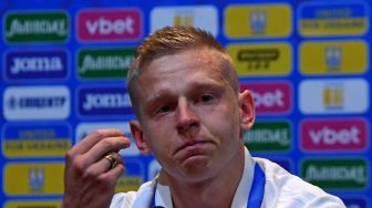 Skotlandia vs Ukraina: Zinchenko Berlinang Air Mata Bahas Invasi Rusia