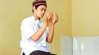 Bacaan Sholawat dan Doa Sesudah Adzan yang Perlu Dipanjatkan