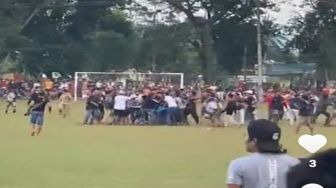 Ramai Berita Kemarin, Mulai dari Tawuran Sepak Bola di Bondowoso sampai Respons Perhimpunan Janda Banyuwangi