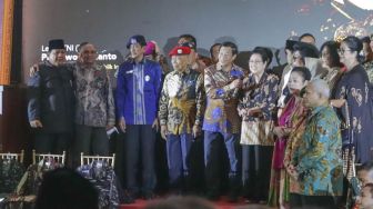 Halal bihalal di Hambalang Dibanjiri Mantan Komandan TNI, Prabowo: Saya Sangat Terharu Merasa Dihormati